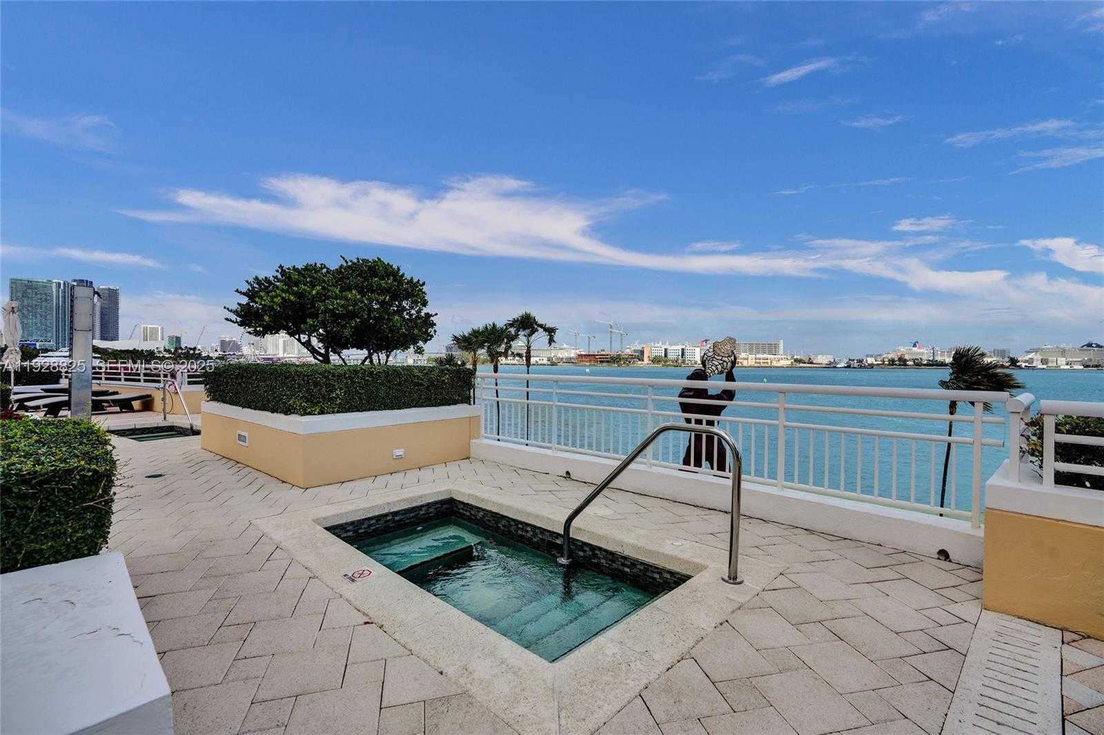 Small Image of 848 BRICKELL KEY DR #3206, Miami Number 85