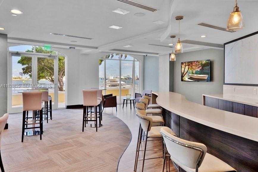 Small Image of 848 BRICKELL KEY DR #3206, Miami Number 88