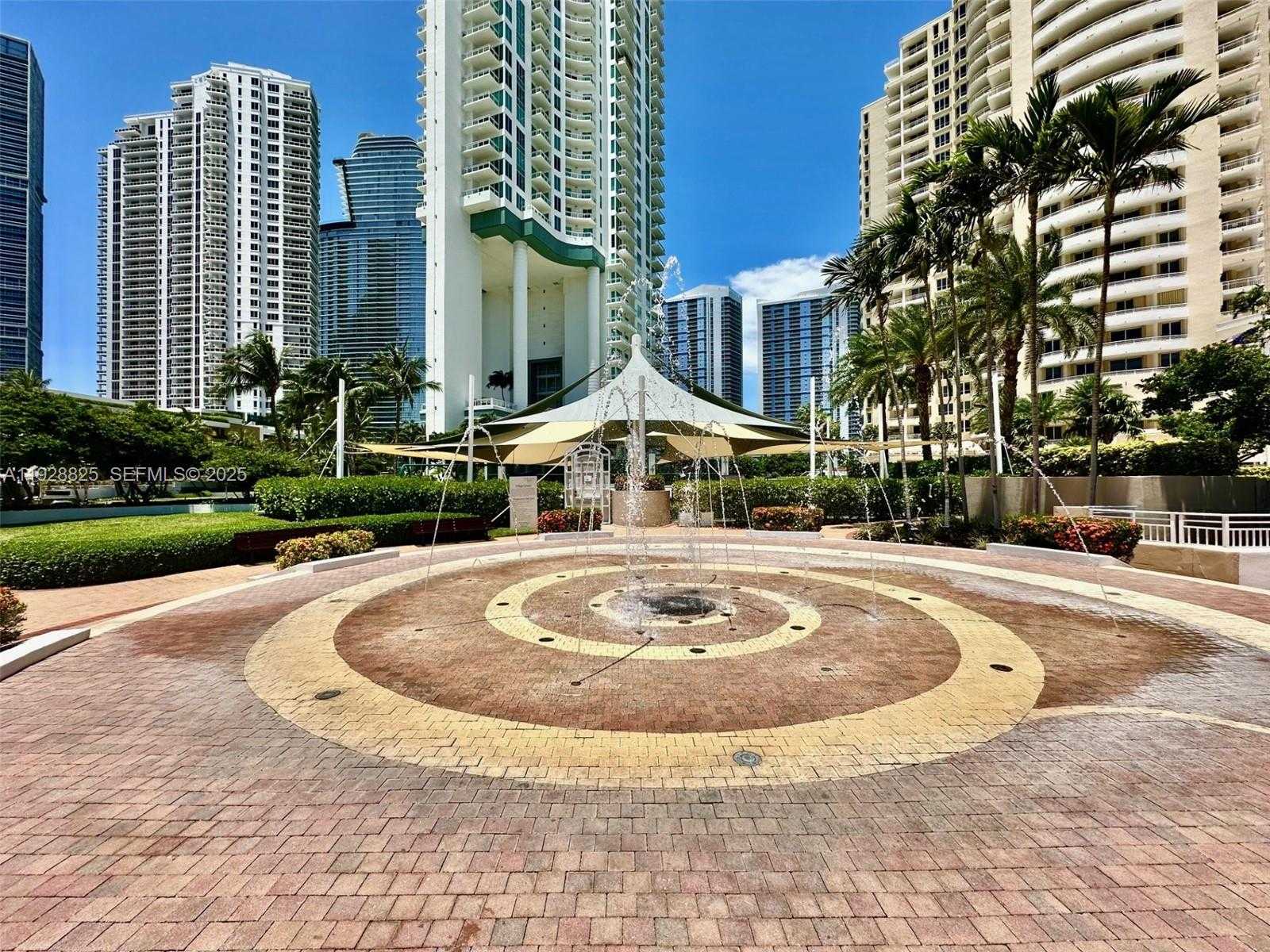 Small Image of 848 BRICKELL KEY DR #3206, Miami Number 91