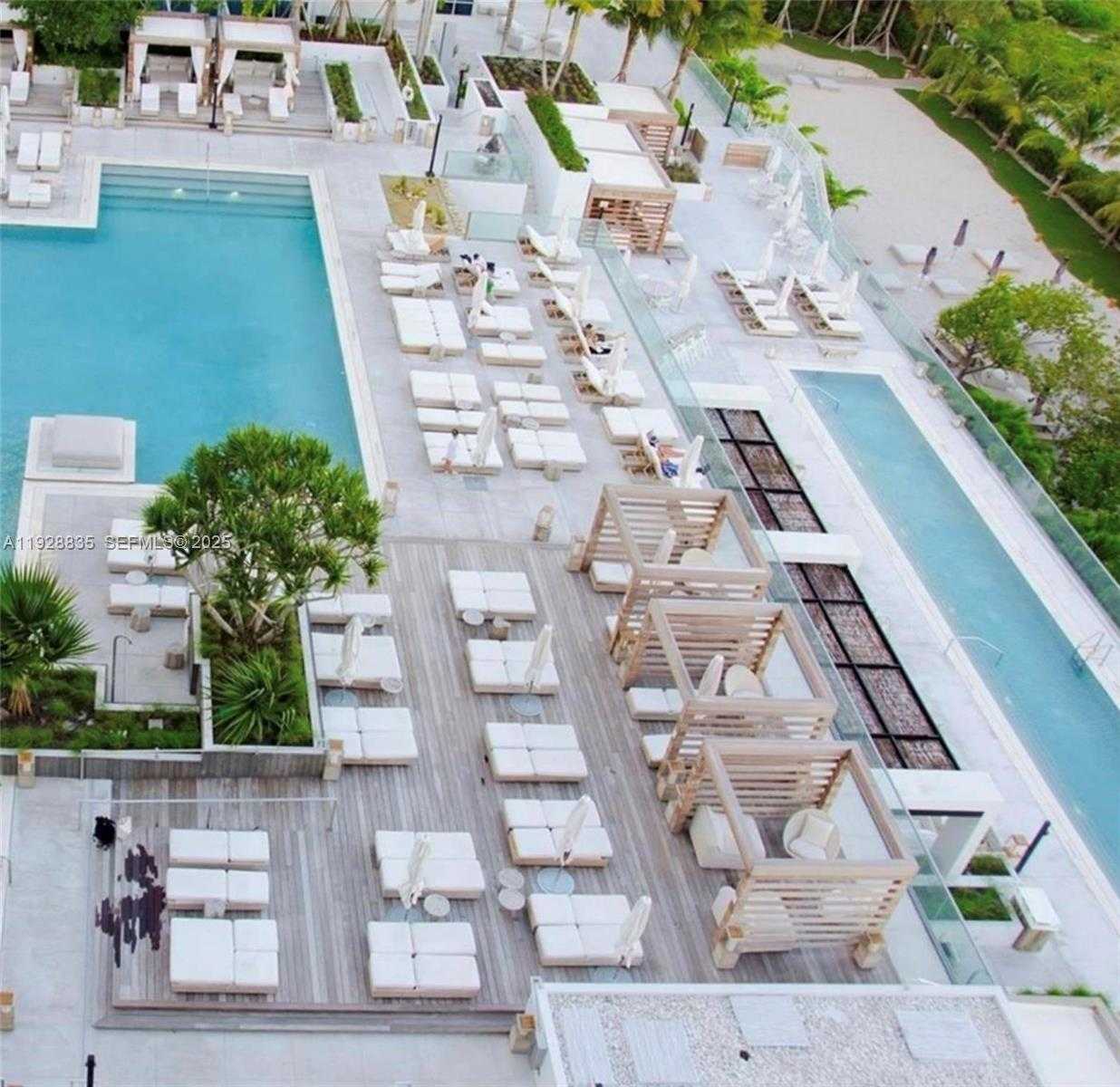 Small Image of 2301 COLLINS AVE #704, Miami Beach Number 10