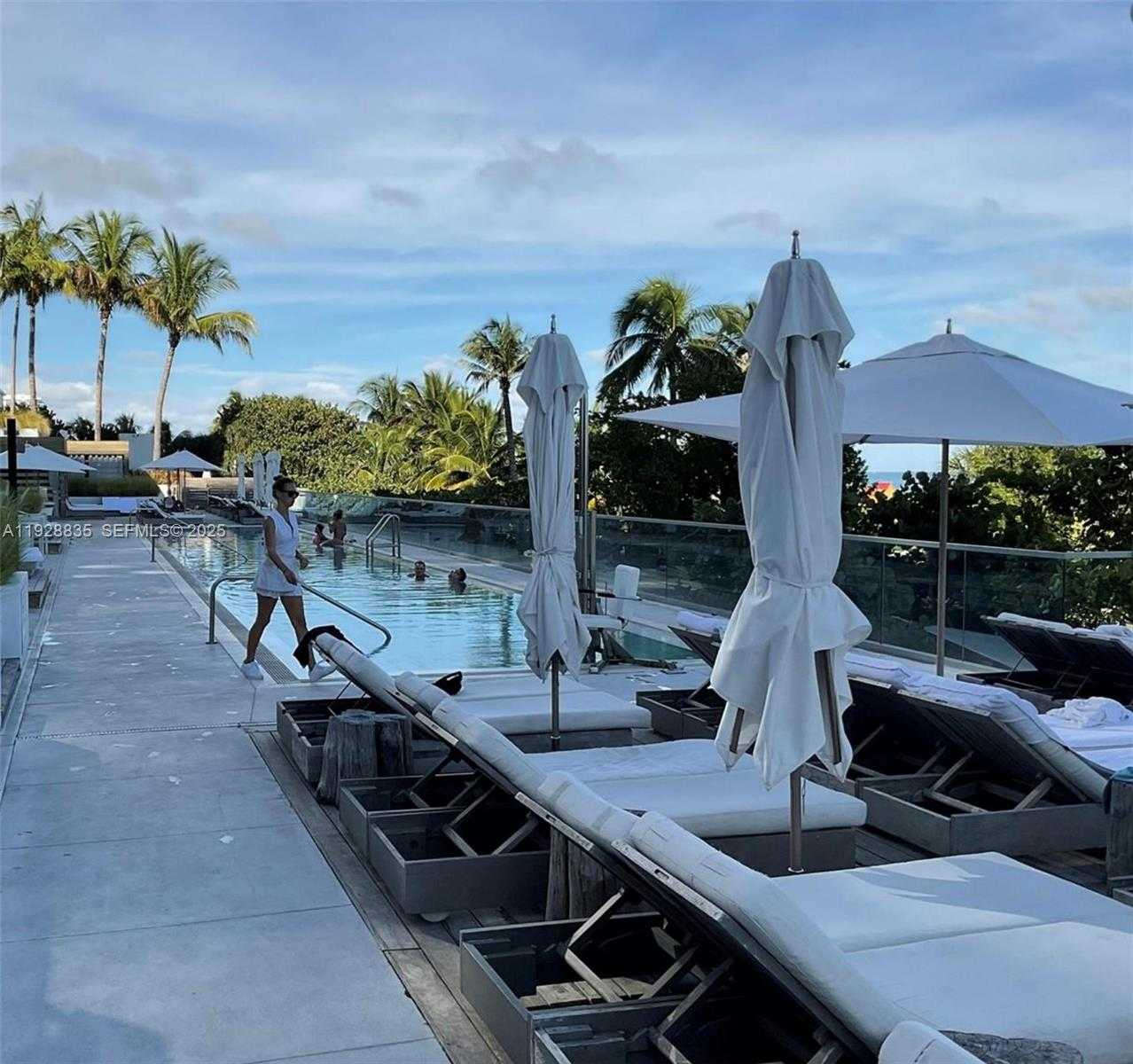 Small Image of 2301 COLLINS AVE #704, Miami Beach Number 12