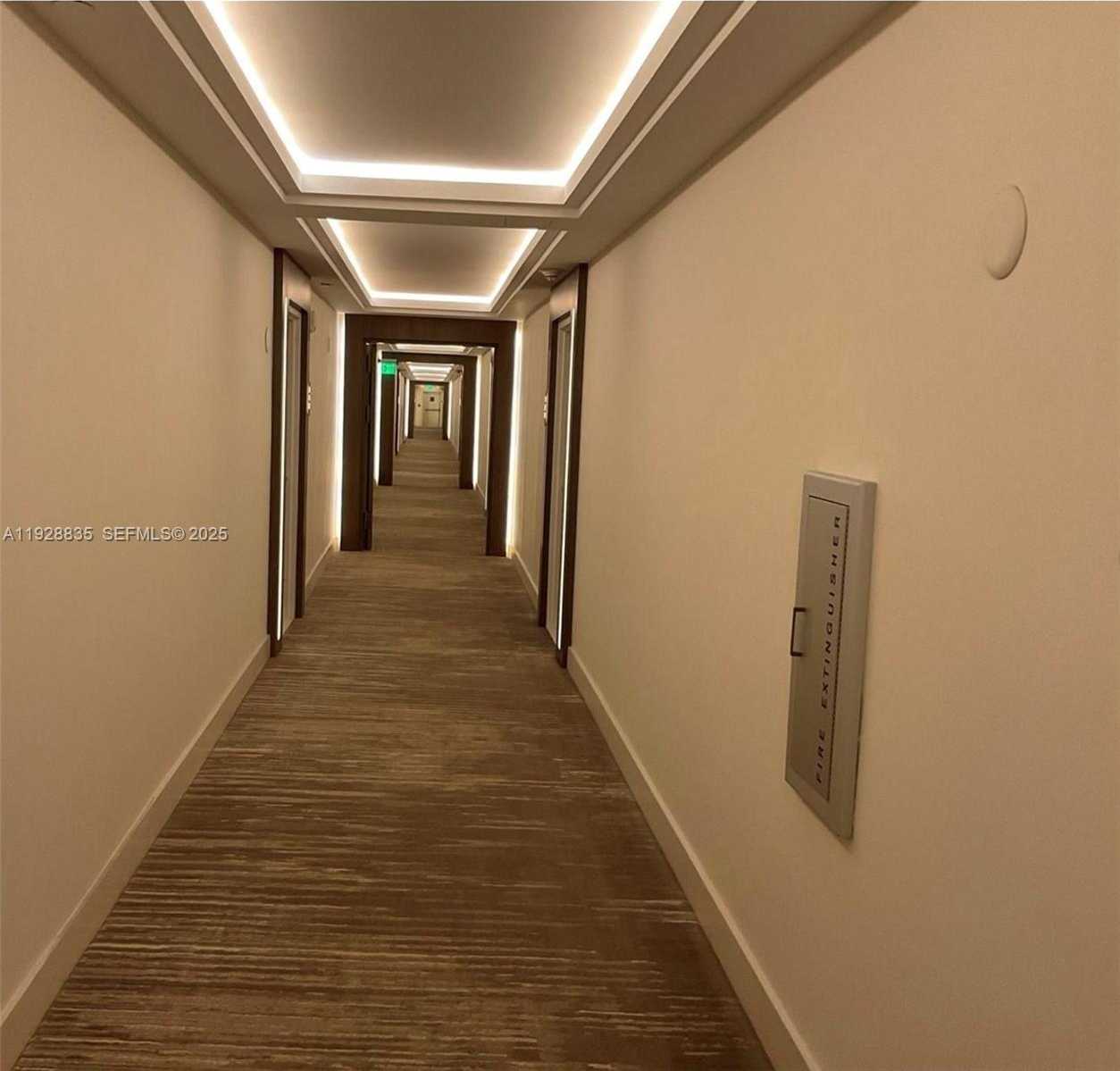 Small Image of 2301 COLLINS AVE #704, Miami Beach Number 15