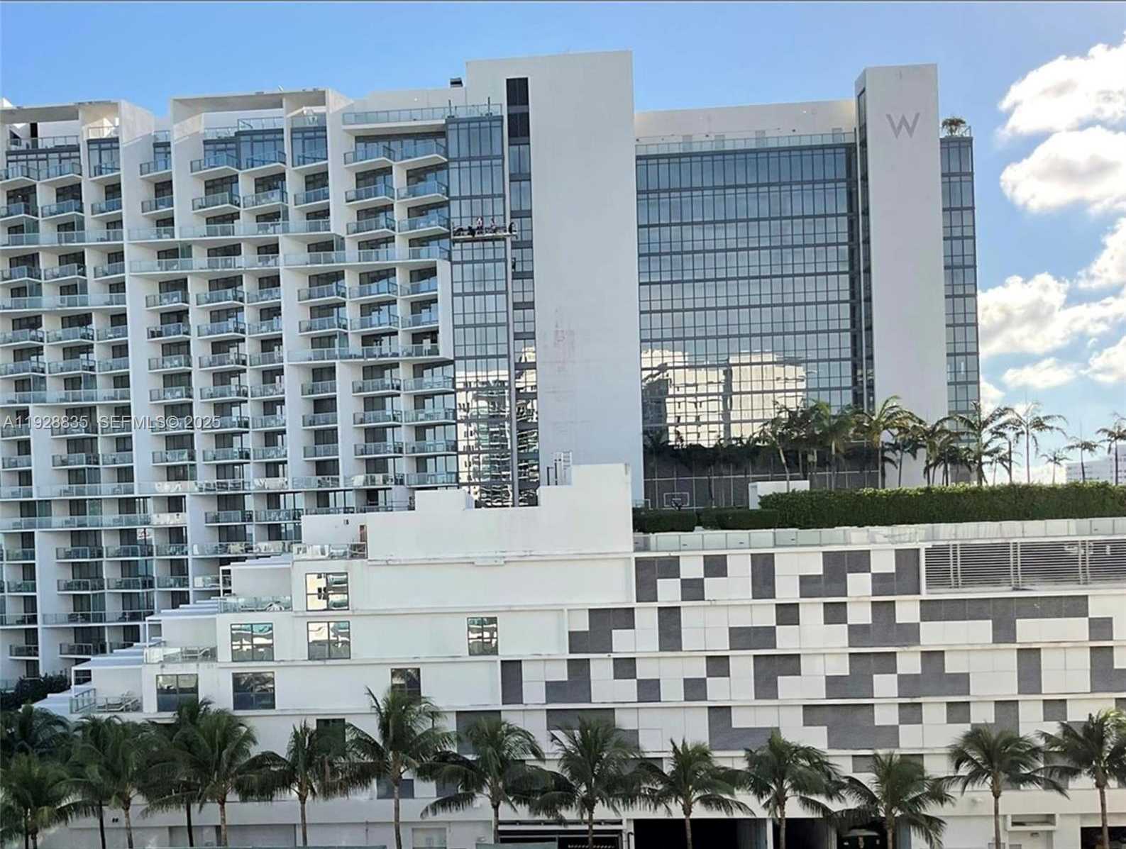 Small Image of 2301 COLLINS AVE #704, Miami Beach Number 4
