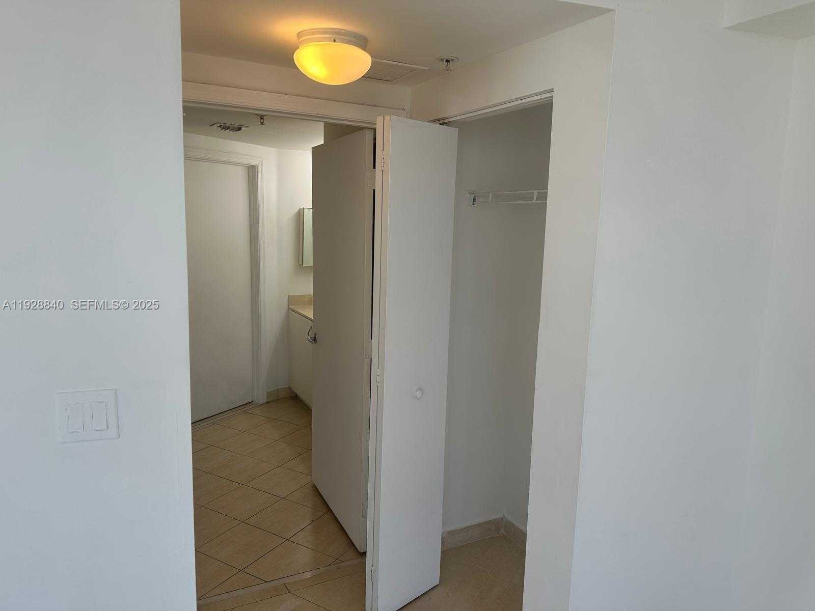 Small Image of 1750 NORTH BAYSHORE DR #1615, Miami Number 12