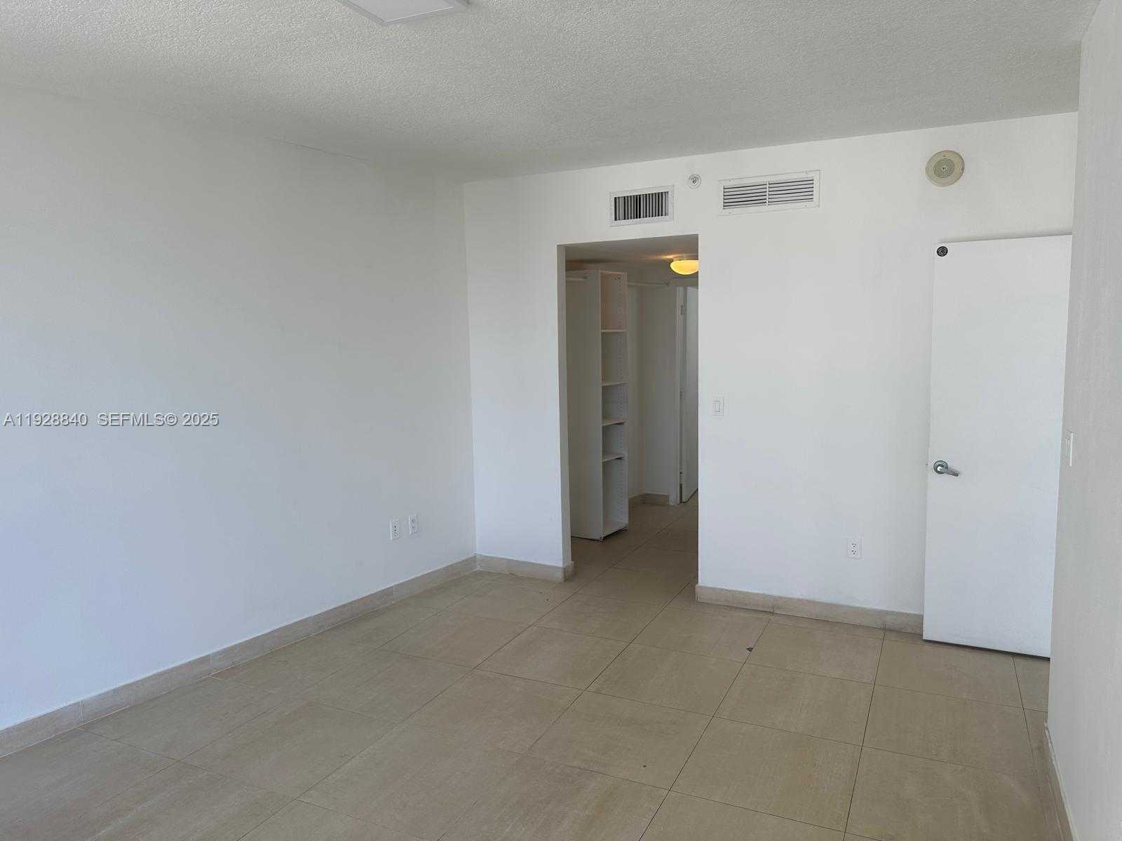 Small Image of 1750 NORTH BAYSHORE DR #1615, Miami Number 17