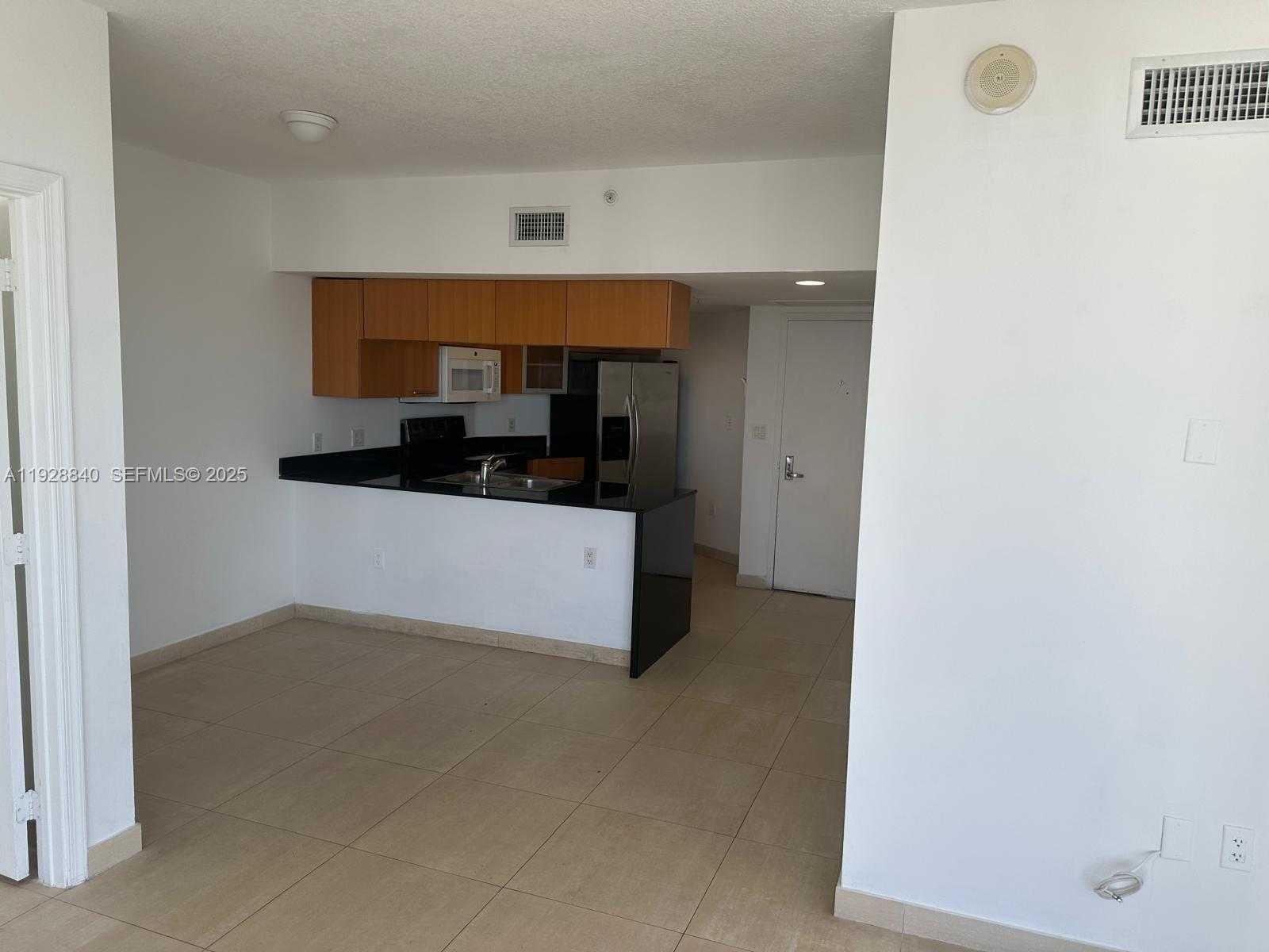 Small Image of 1750 NORTH BAYSHORE DR #1615, Miami Number 6