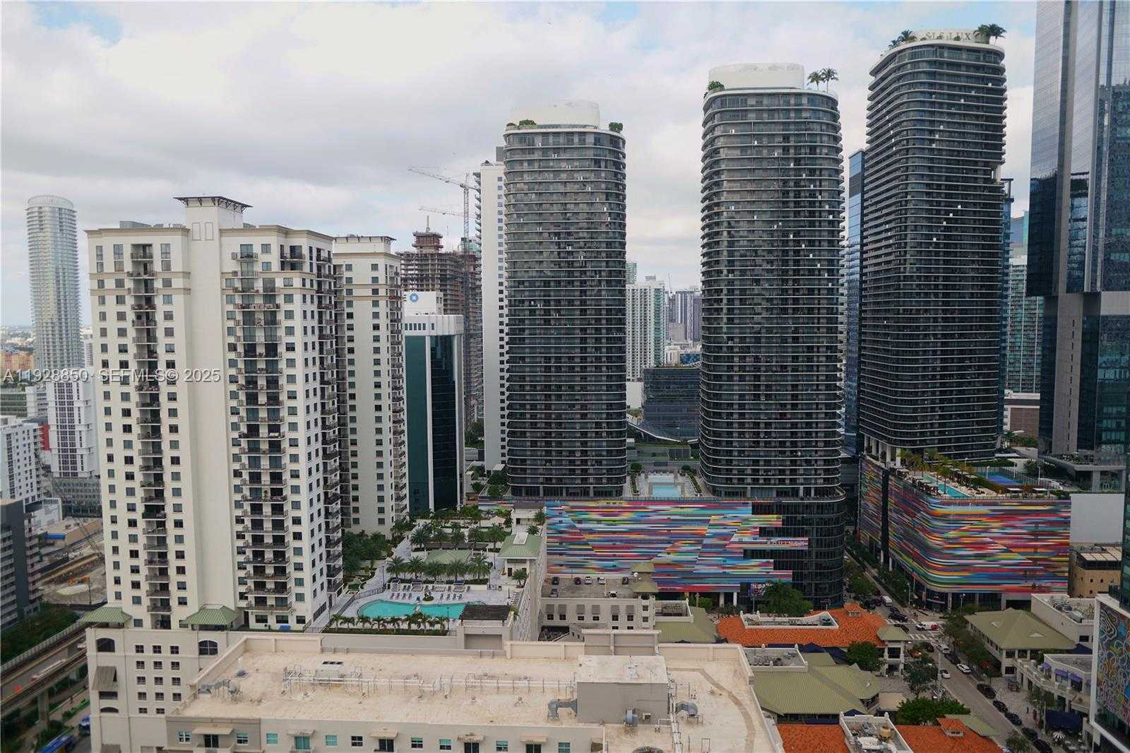 Small Image of 1111 SOUTH WEST 1ST AVE #3320-N, Miami Number 5