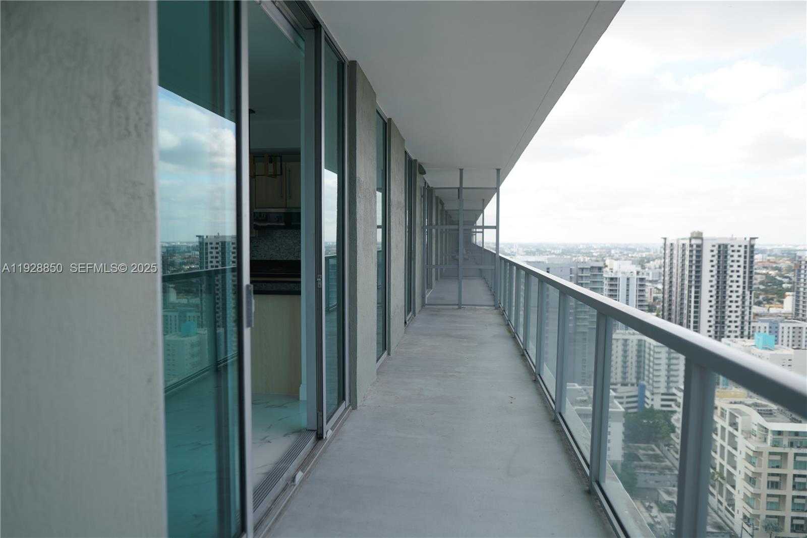 Small Image of 1111 SOUTH WEST 1ST AVE #3320-N, Miami Number 8