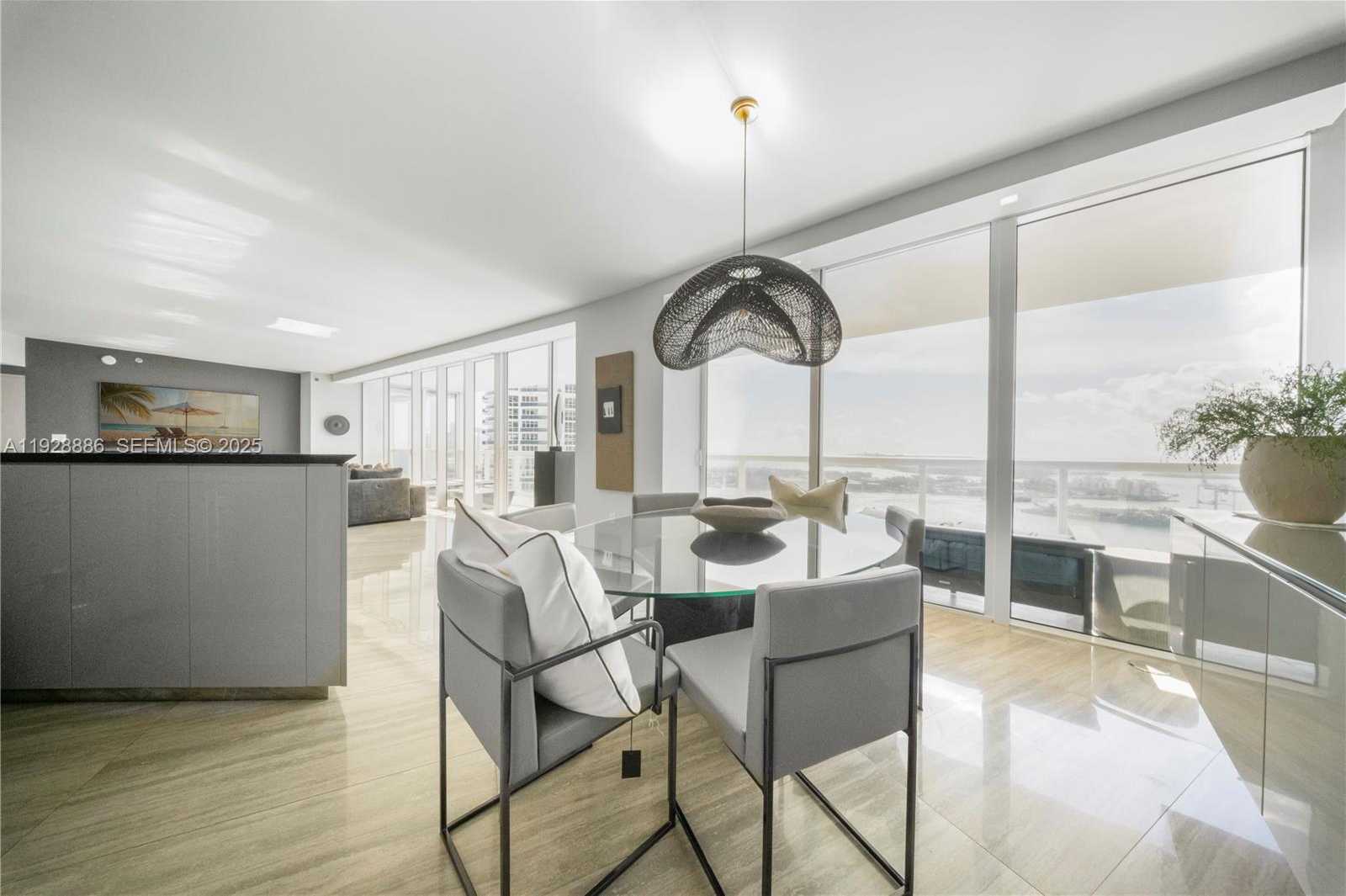 Small Image of 450 ALTON RD #3301, Miami Beach Number 10