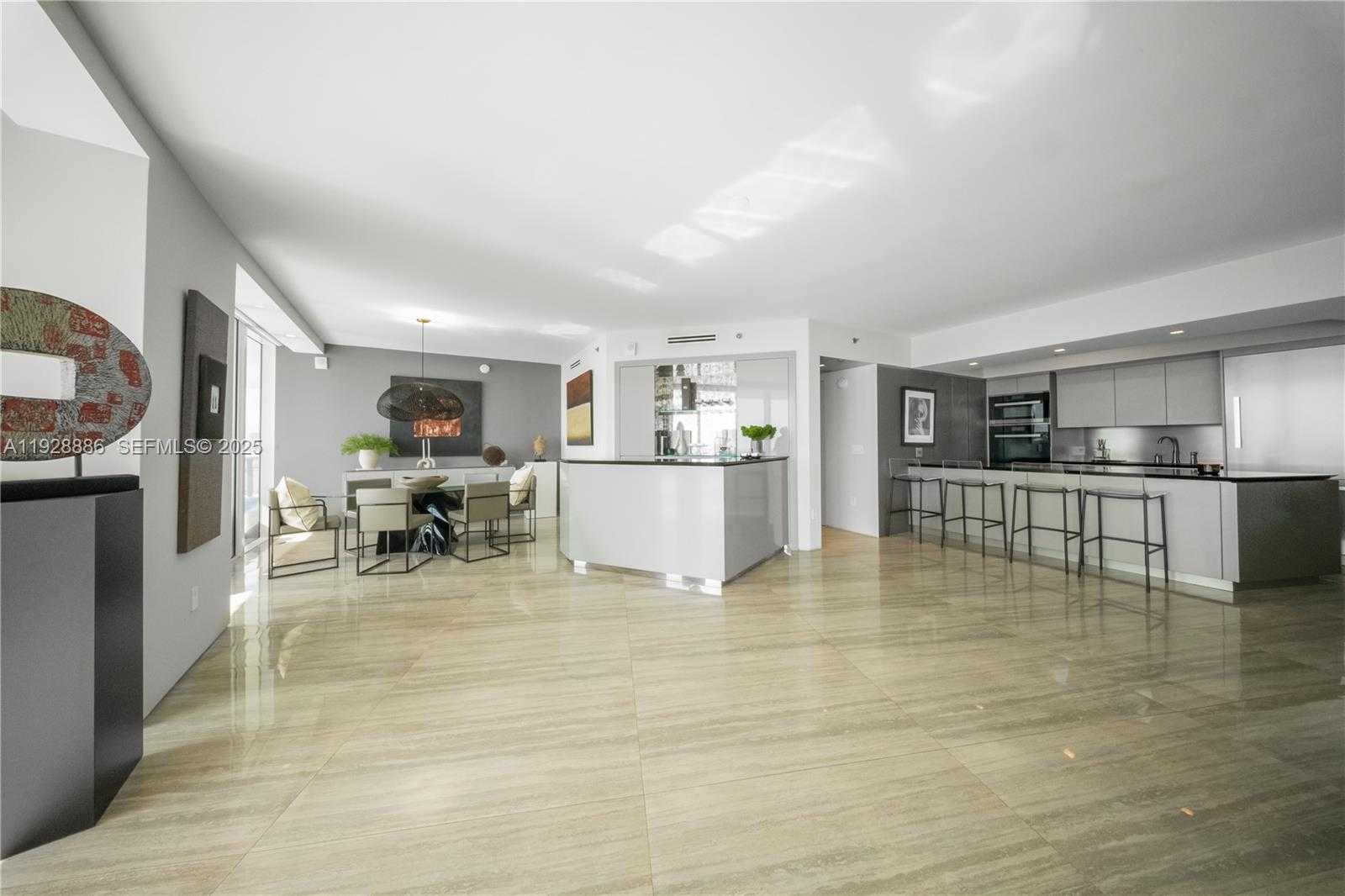 Small Image of 450 ALTON RD #3301, Miami Beach Number 13