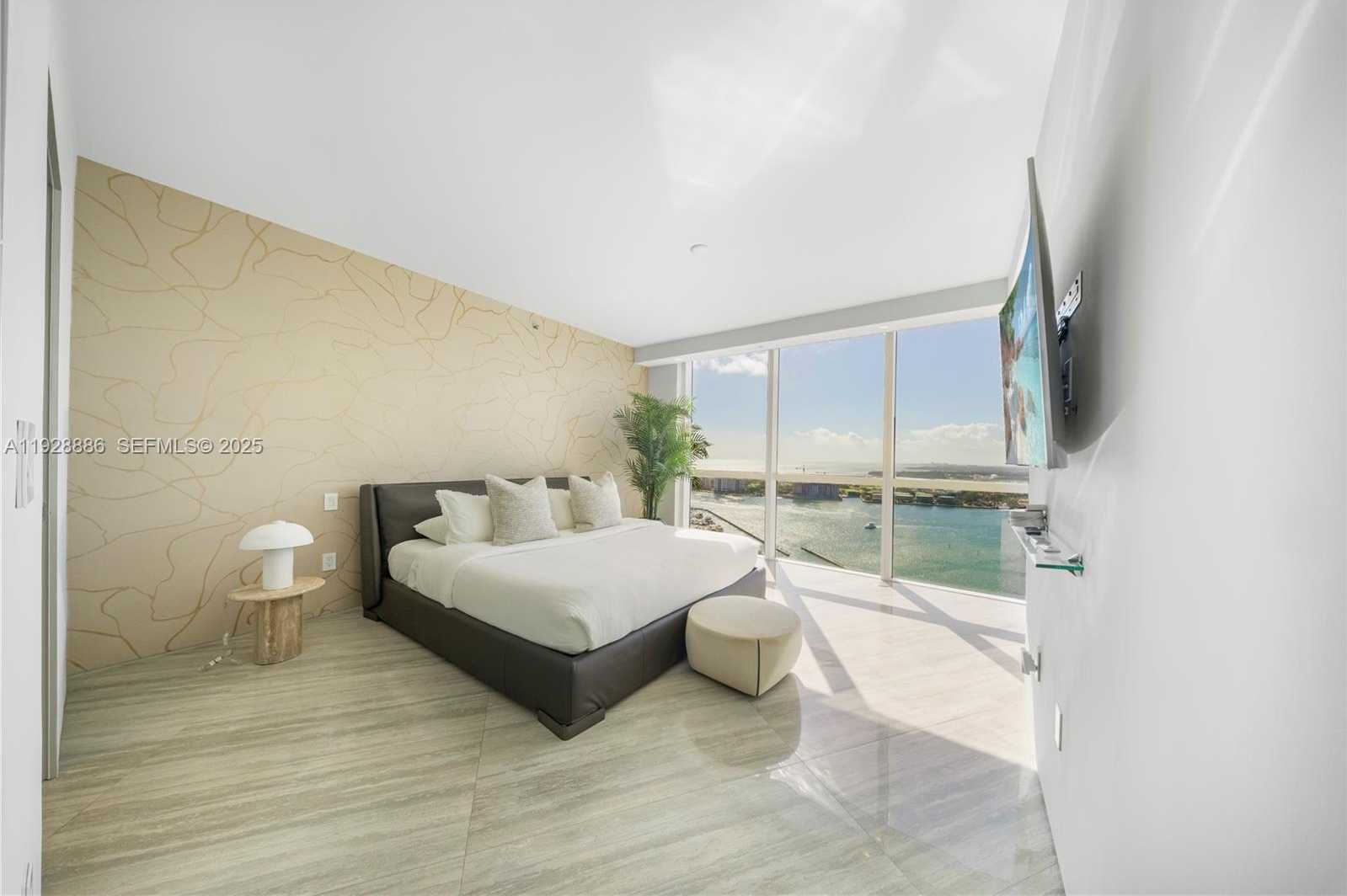 Small Image of 450 ALTON RD #3301, Miami Beach Number 27