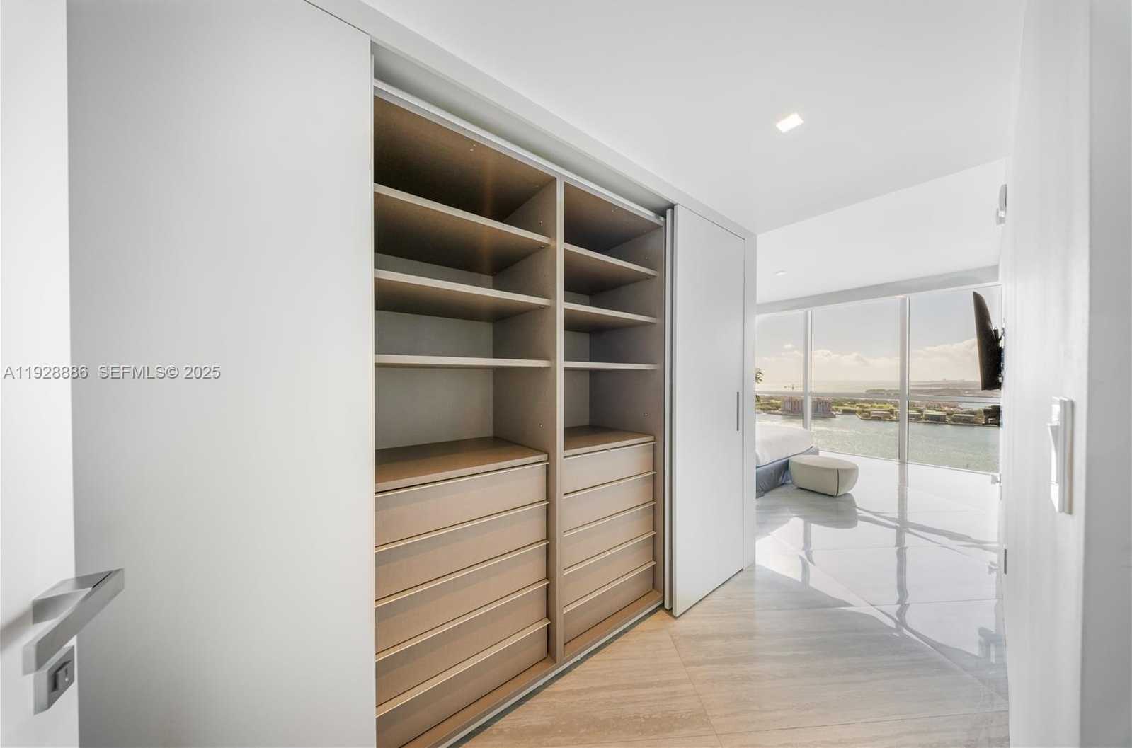 Small Image of 450 ALTON RD #3301, Miami Beach Number 29