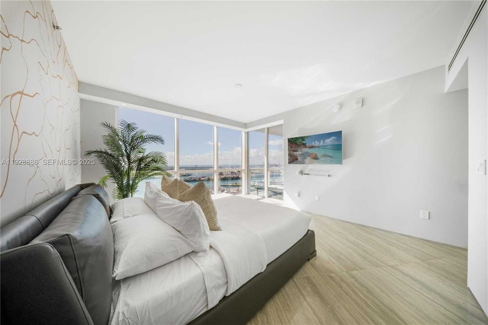 Small Image of 450 ALTON RD #3301, Miami Beach Number 30