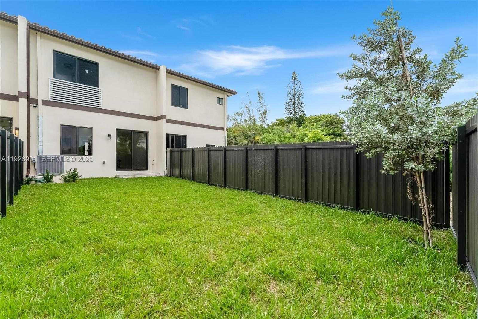 Small Image of 1962 NORTH WEST 107TH ST #1954, Miami Number 40