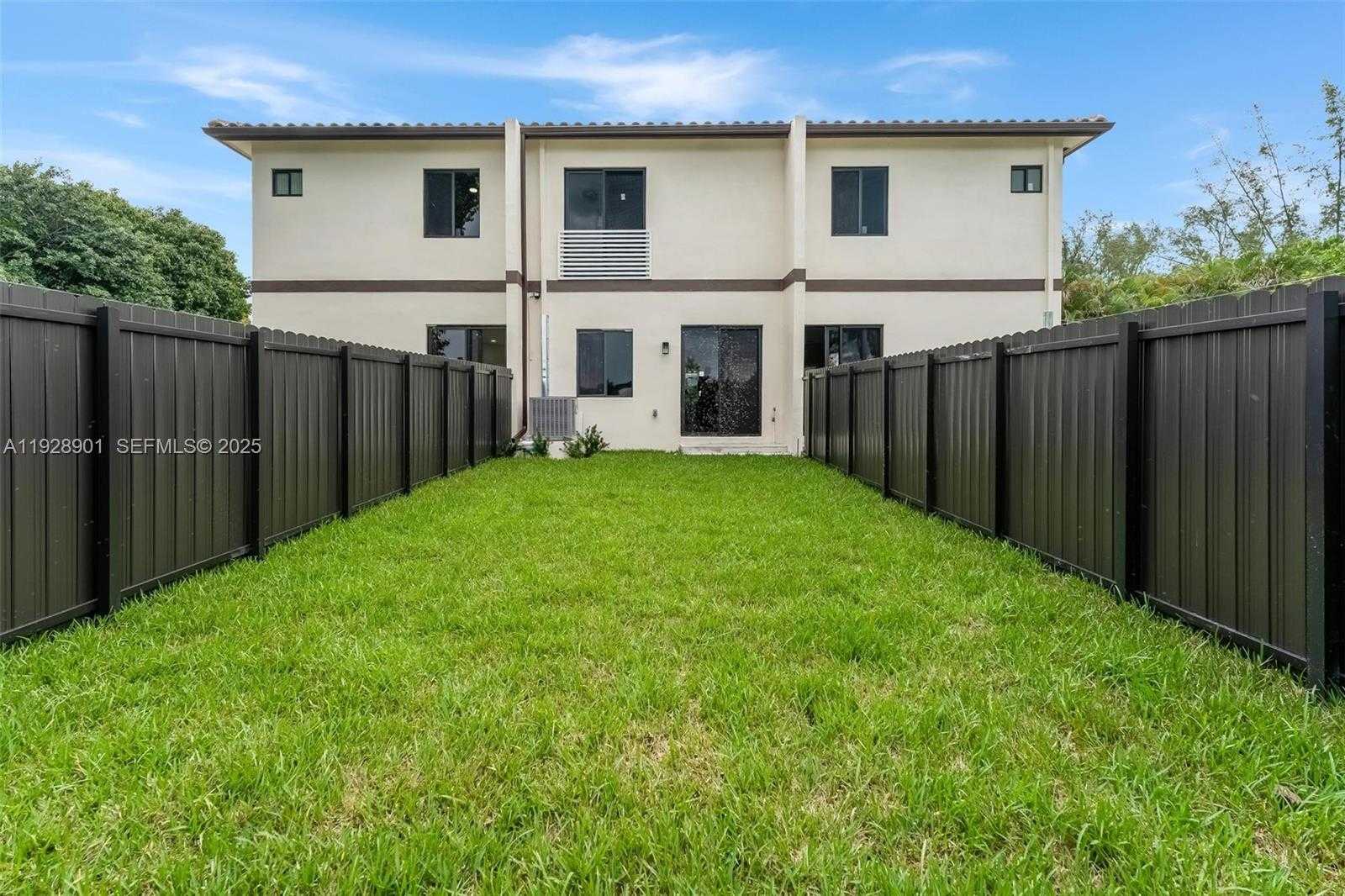 Small Image of 1962 NORTH WEST 107TH ST #1954, Miami Number 41