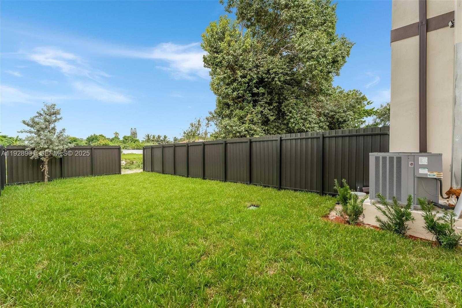 Small Image of 1962 NORTH WEST 107TH ST #1954, Miami Number 43