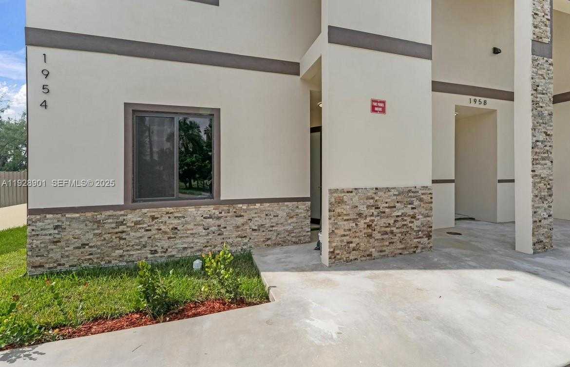 Small Image of 1962 NORTH WEST 107TH ST #1954, Miami Number 6