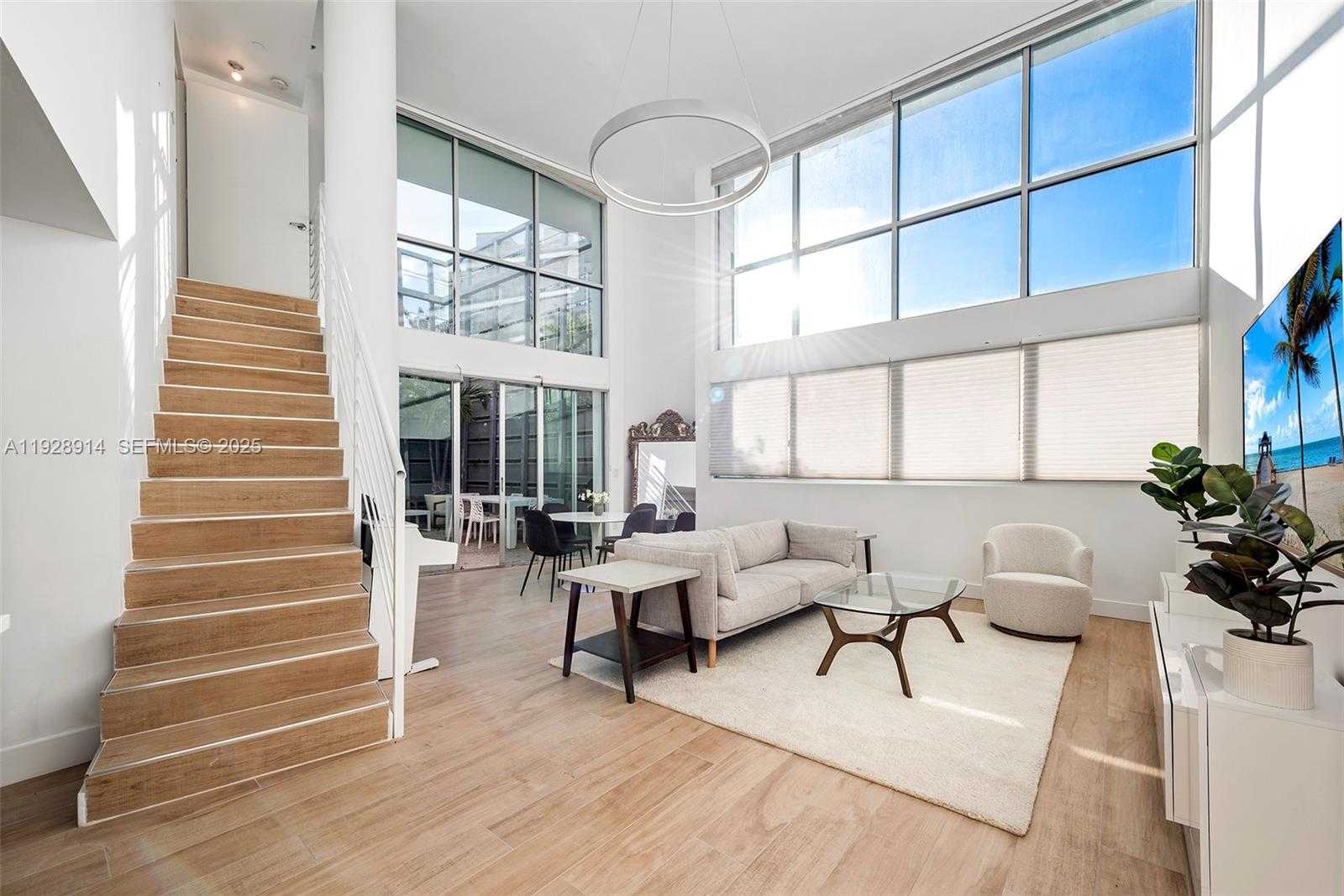 Imagen de Pequeño Objeto