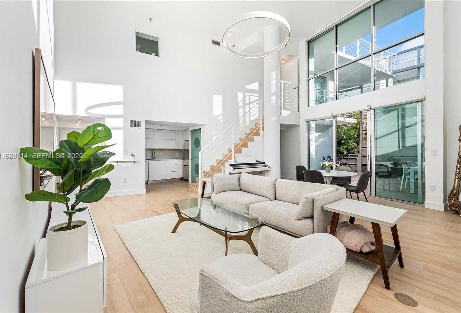 Imagen de Pequeño Objeto