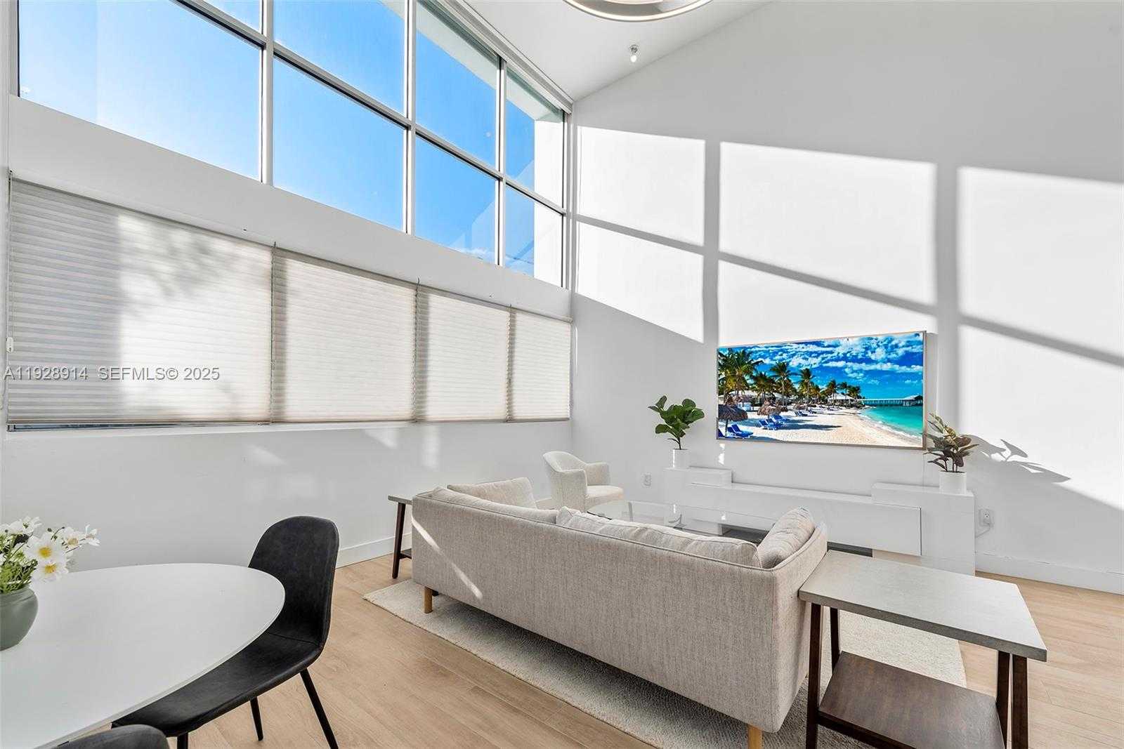 Imagen de Pequeño Objeto