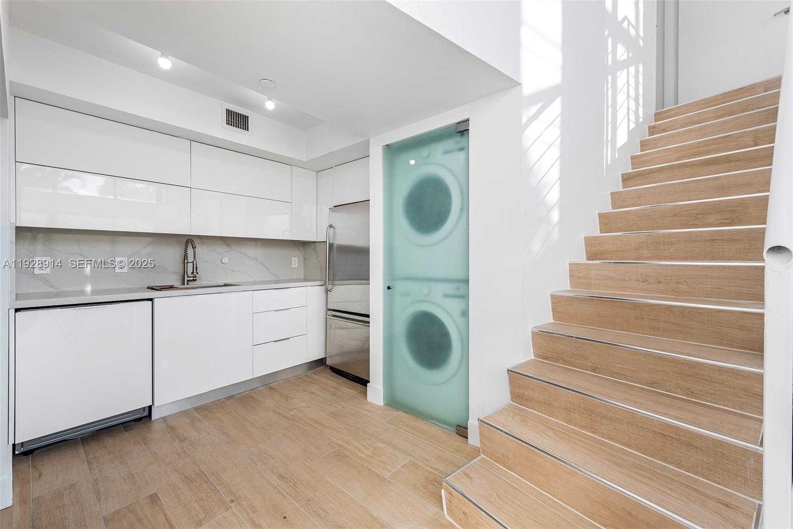 Imagen de Pequeño Objeto