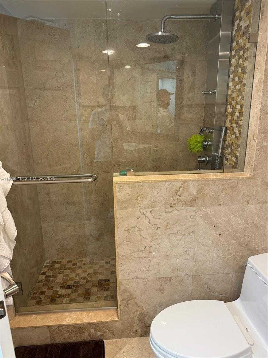 Small Image of 16425 COLLINS AVE #1011, Sunny Isles Beach Number 21