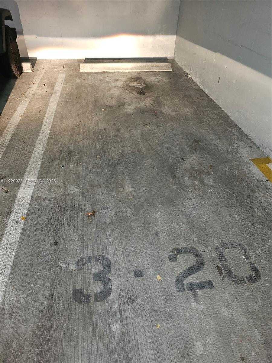 Small Image of 7350 SOUTH WEST 89TH ST #315S, Miami Number 19