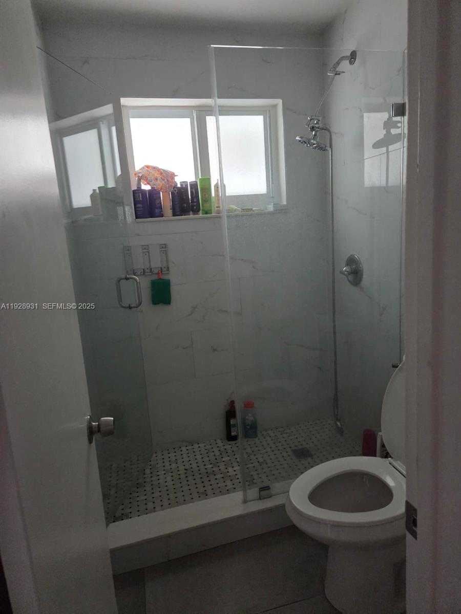 Small Image of 9228 SOUTH WEST 37TH ST #9228, Miami Number 12