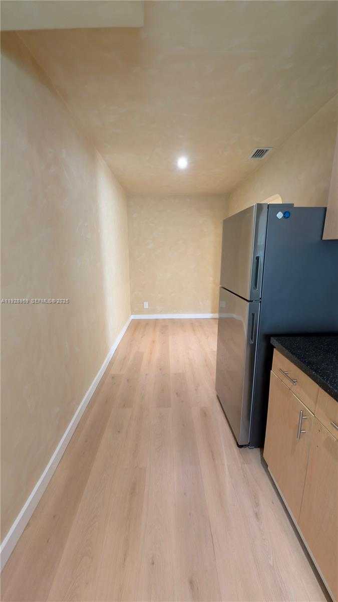 Imagen de Pequeño Objeto