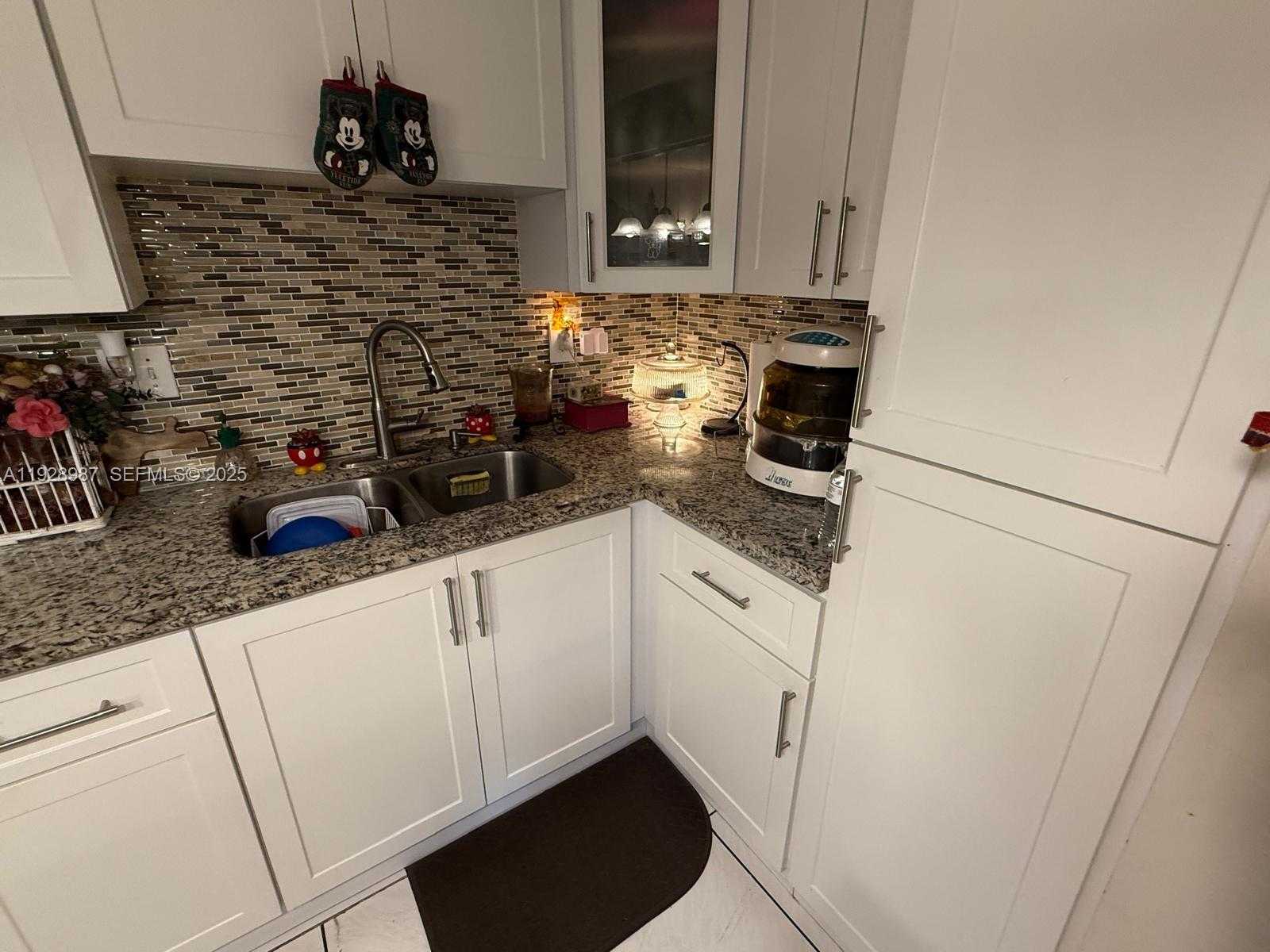 Small Image of 4210 NORTH WEST 79TH AVE #1E, Doral Number 12