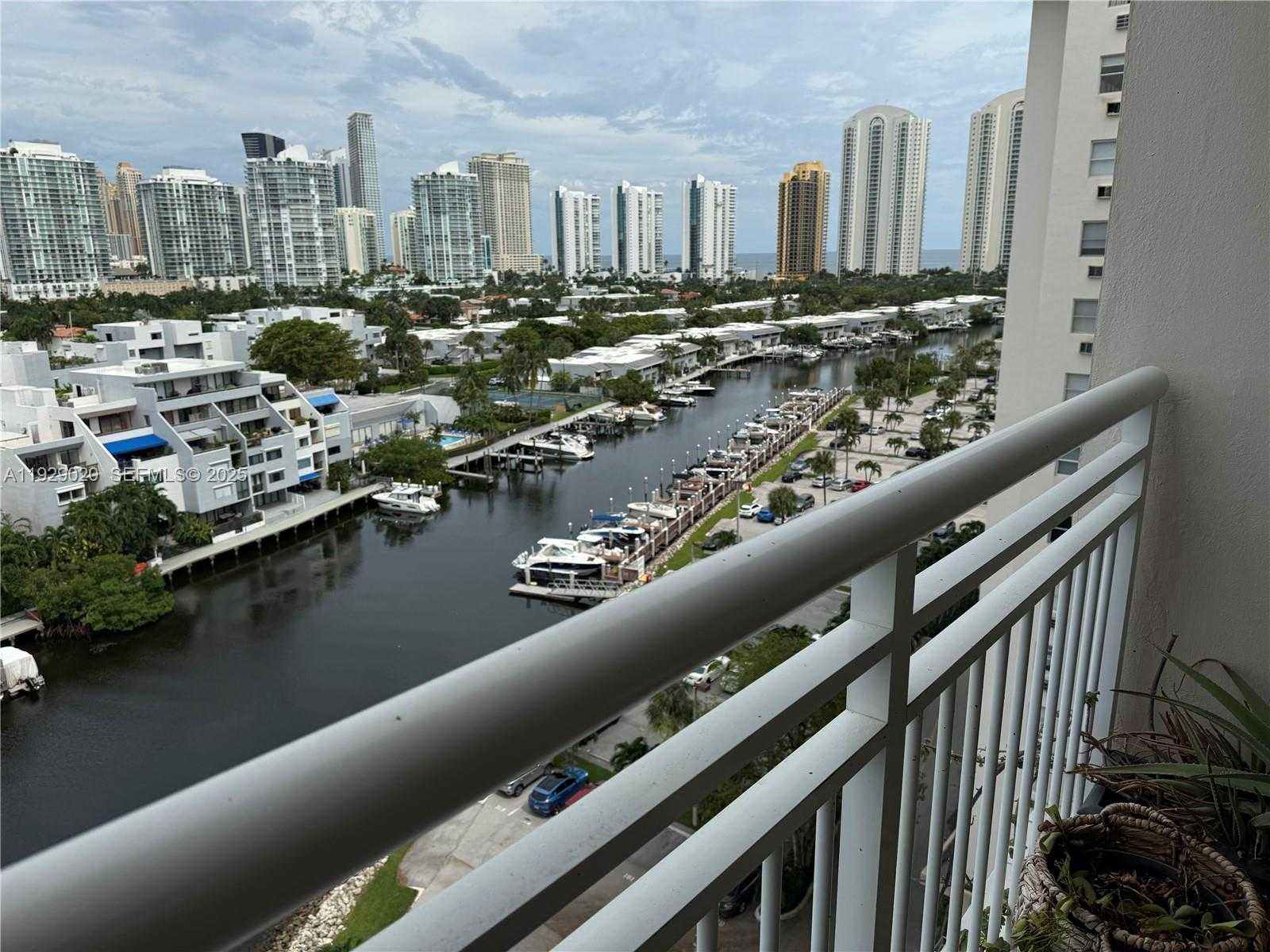 Small Image of 400 KINGS POINT DR #1214, Sunny Isles Beach Number 1