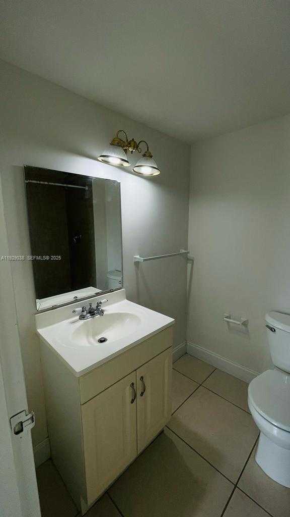 Small Image of 4420 NORTH WEST 79TH AVE #2F, Doral Number 12