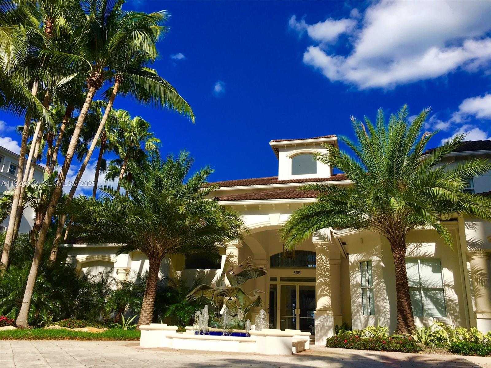 Small Image of Aventura Number 1