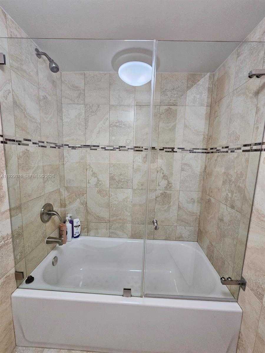 Small Image of 9273 COLLINS AVE #408, Surfside Number 11