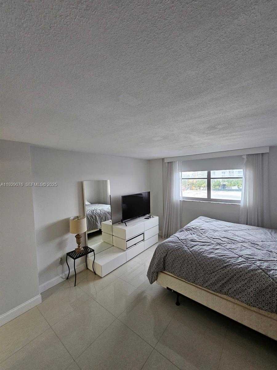 Small Image of 9273 COLLINS AVE #408, Surfside Number 14