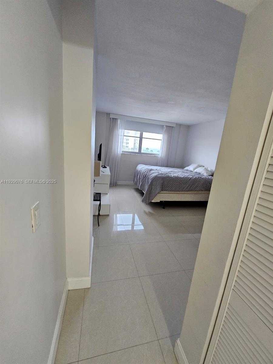 Small Image of 9273 COLLINS AVE #408, Surfside Number 16