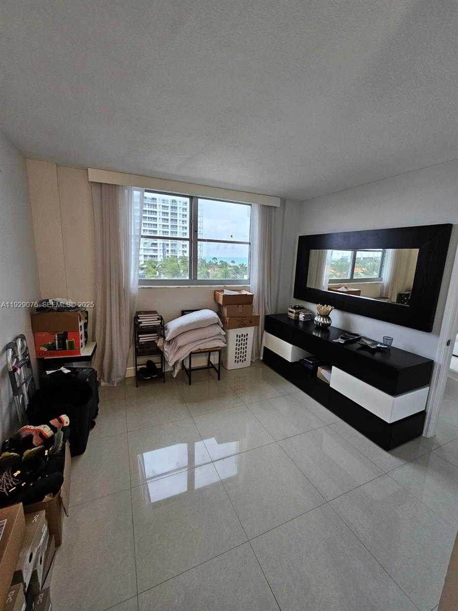 Small Image of 9273 COLLINS AVE #408, Surfside Number 19