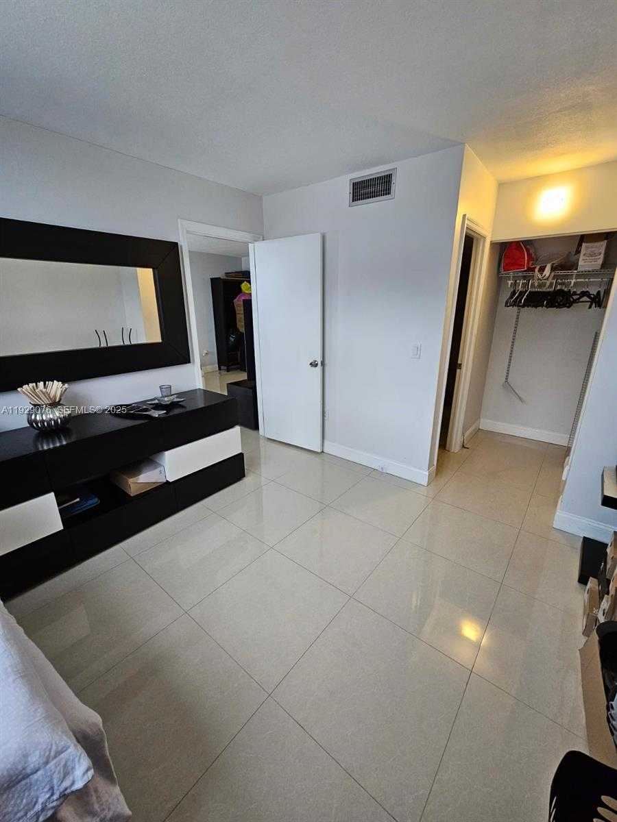 Small Image of 9273 COLLINS AVE #408, Surfside Number 21