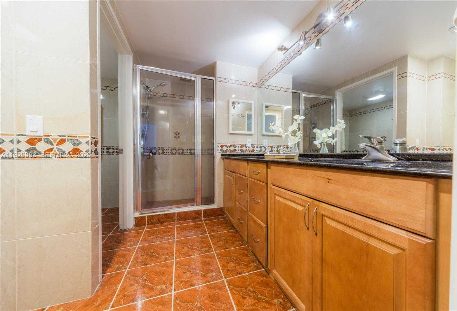 Small Image of 121 CRANDON BL #248, Key Biscayne Number 16