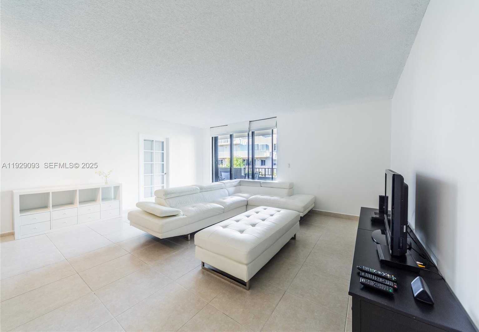 Small Image of 121 CRANDON BL #248, Key Biscayne Number 7