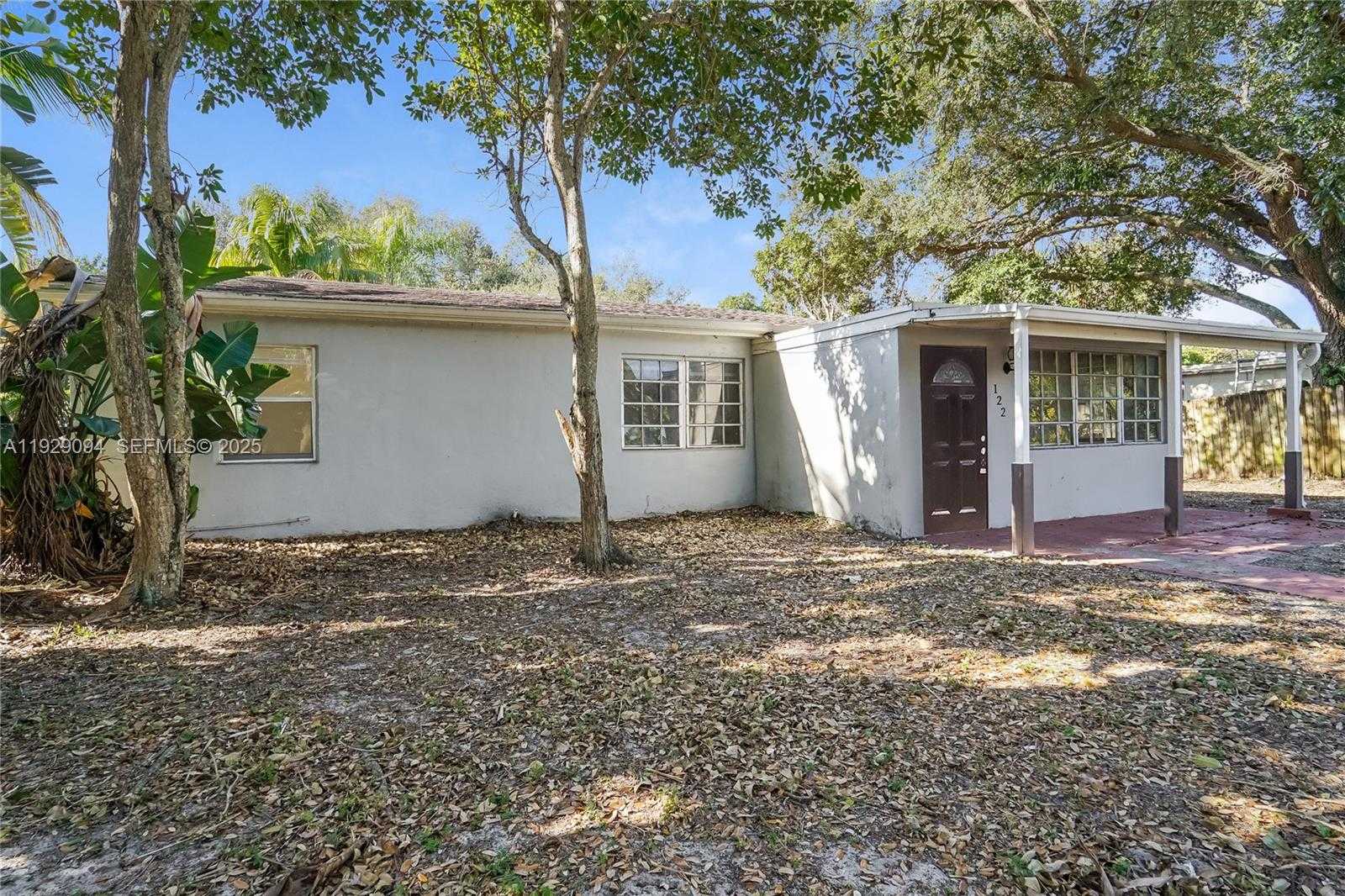 Small Image of 122 ALLEN RD, West Park Number 2