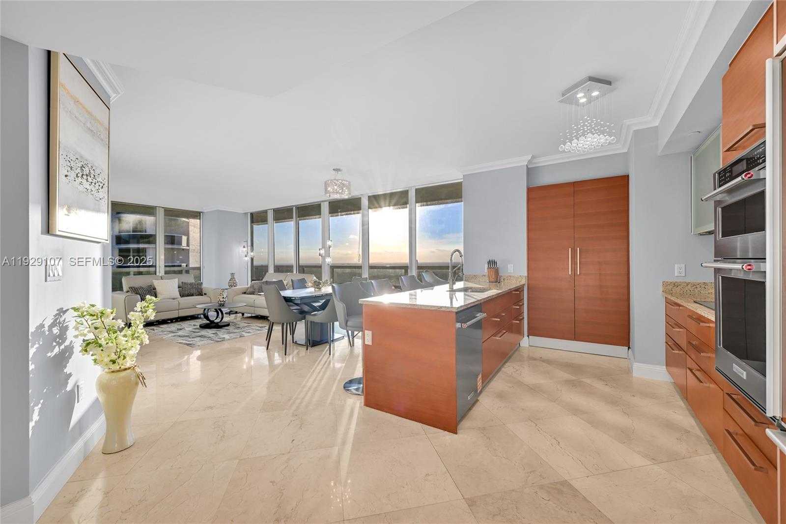 Small Image of 1830 SOUTH OCEAN DR #3706, Hallandale Beach Number 18
