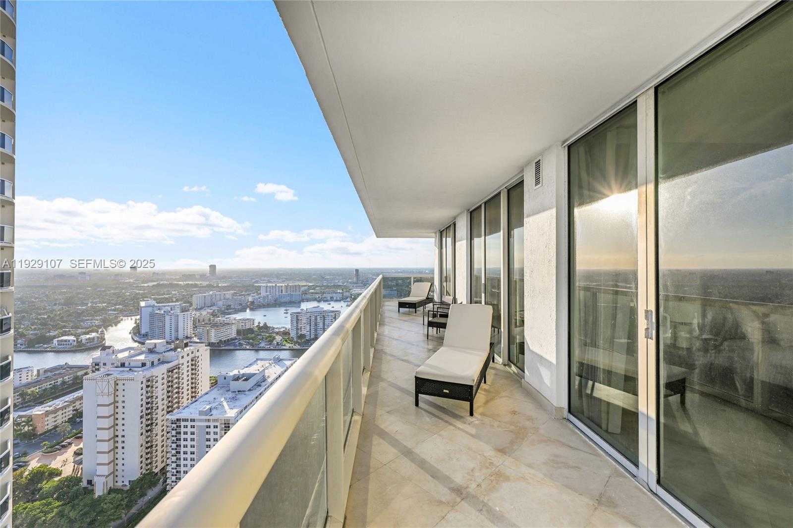 Small Image of 1830 SOUTH OCEAN DR #3706, Hallandale Beach Number 21