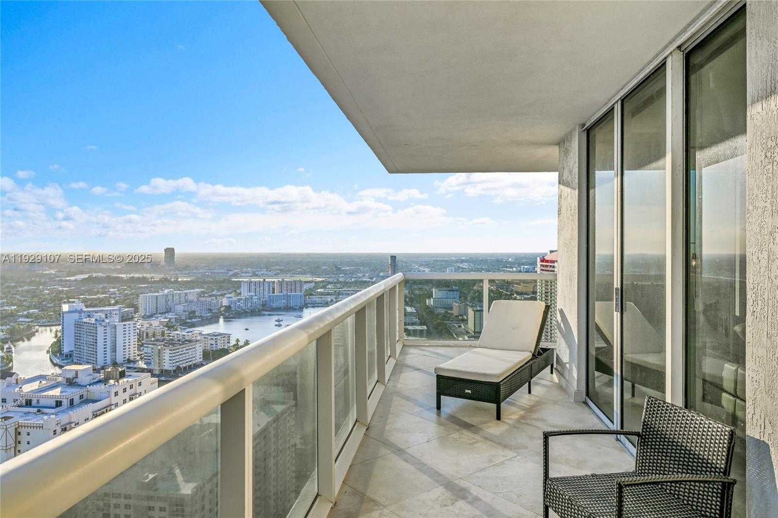 Small Image of 1830 SOUTH OCEAN DR #3706, Hallandale Beach Number 22