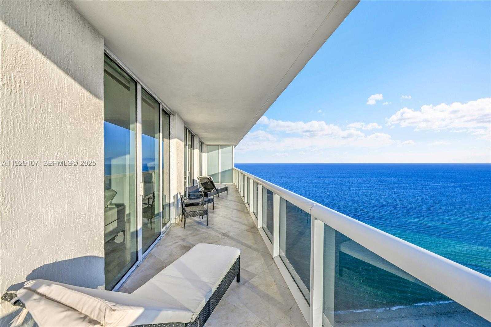 Small Image of 1830 SOUTH OCEAN DR #3706, Hallandale Beach Number 24