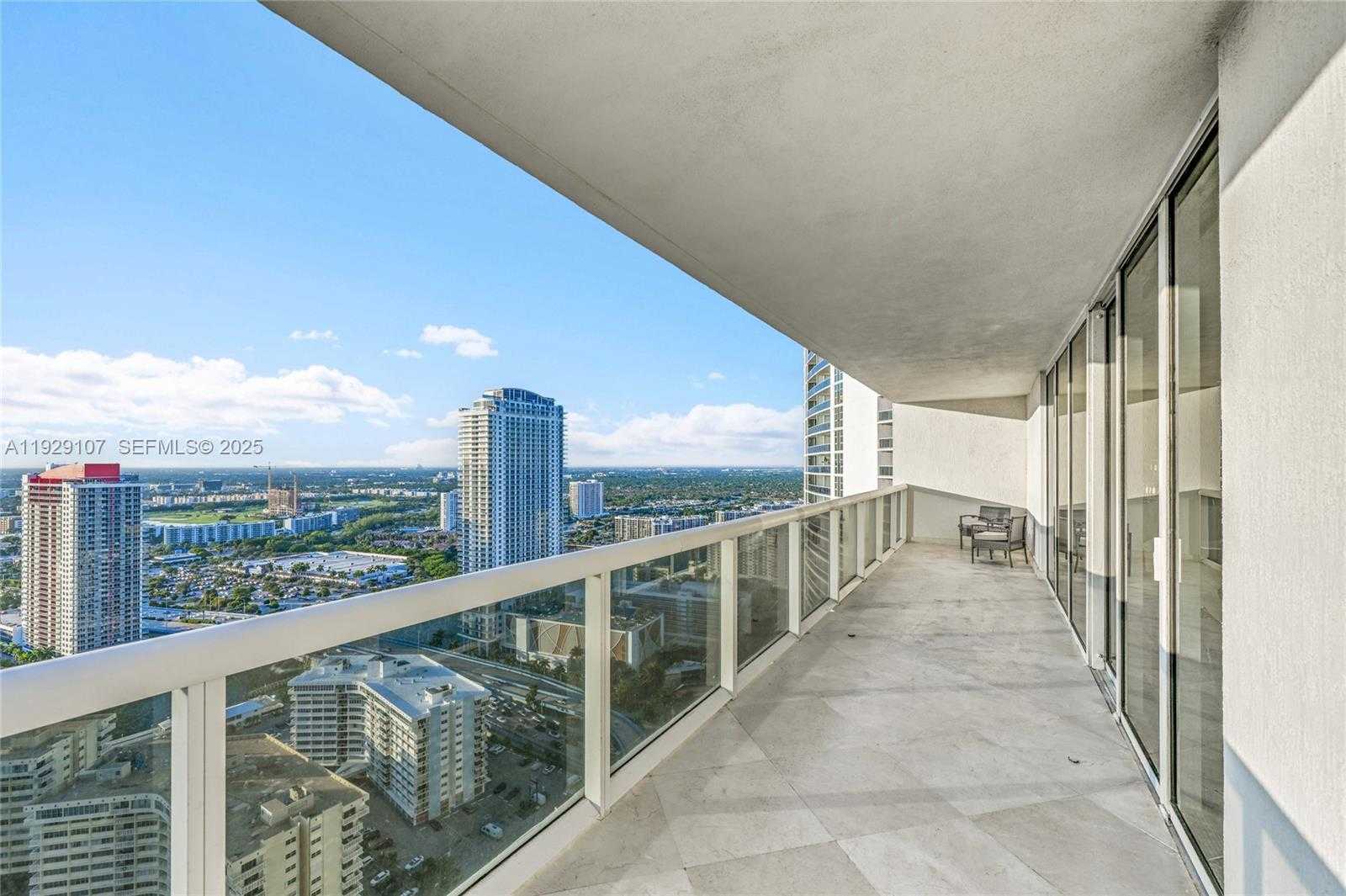 Small Image of 1830 SOUTH OCEAN DR #3706, Hallandale Beach Number 26