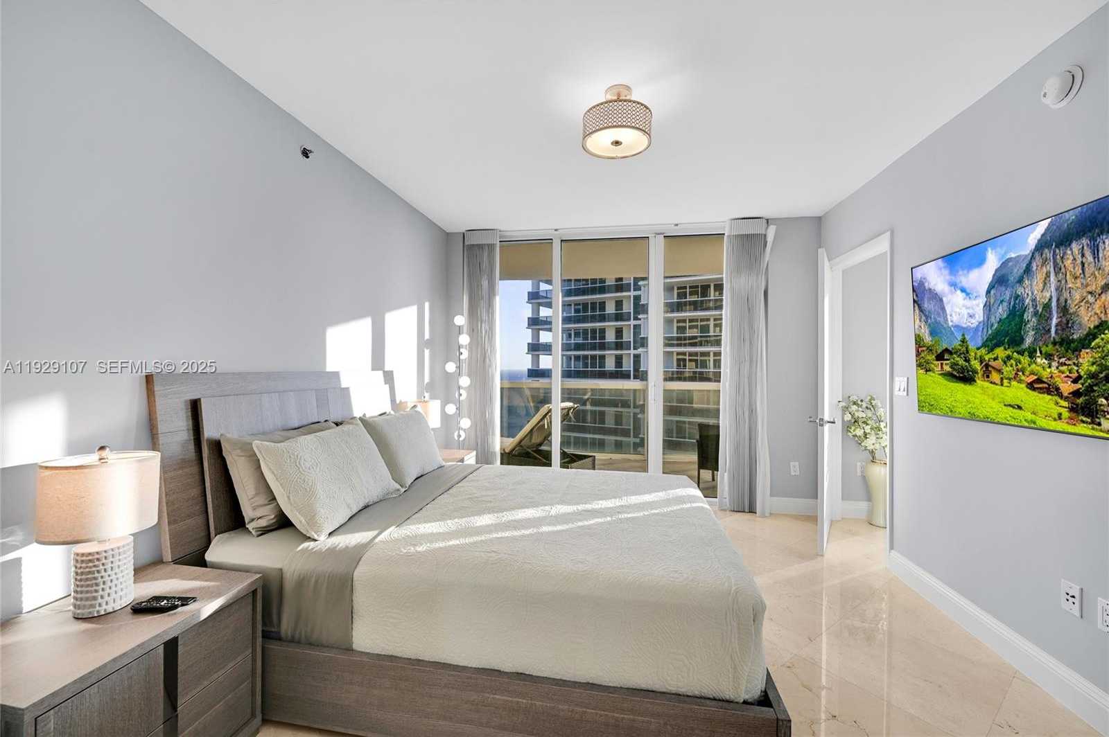 Small Image of 1830 SOUTH OCEAN DR #3706, Hallandale Beach Number 32