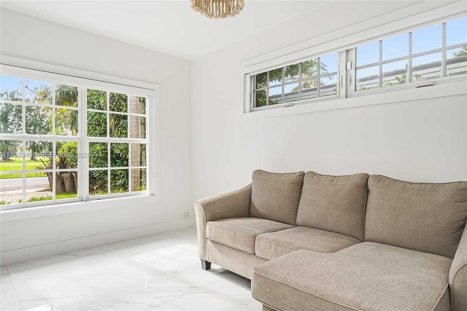 Small Image of 345 FAIRWAY DR, Miami Beach Number 29