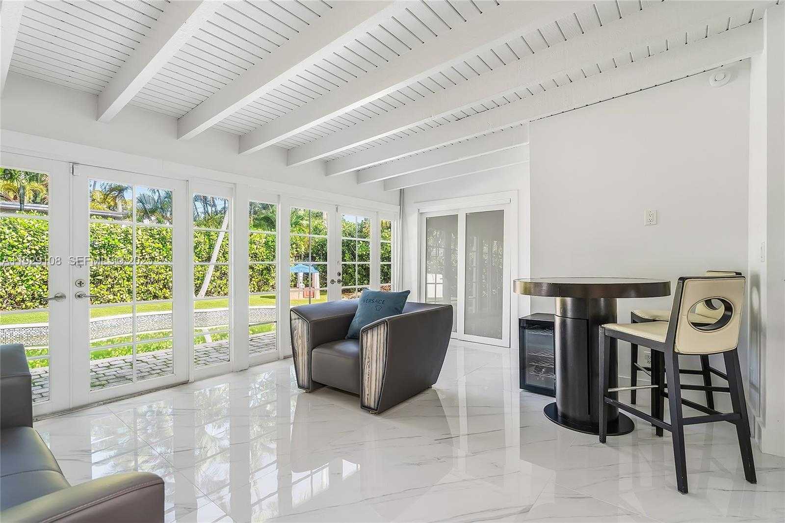 Small Image of 345 FAIRWAY DR, Miami Beach Number 36