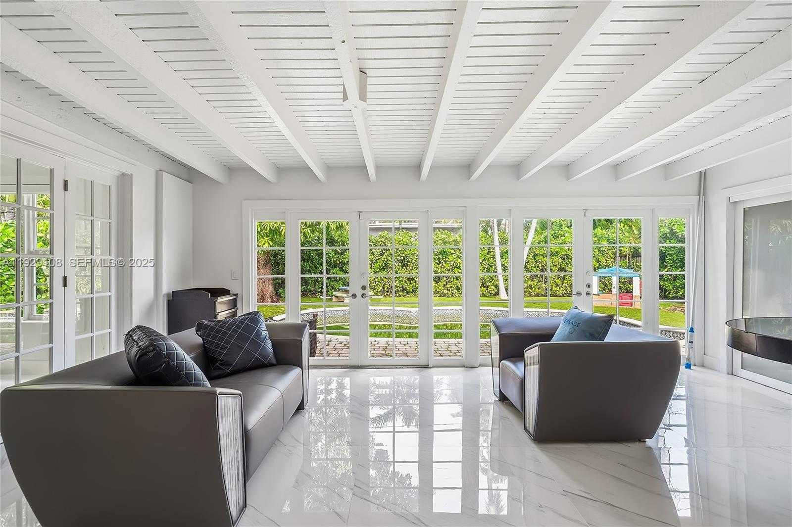 Small Image of 345 FAIRWAY DR, Miami Beach Number 37